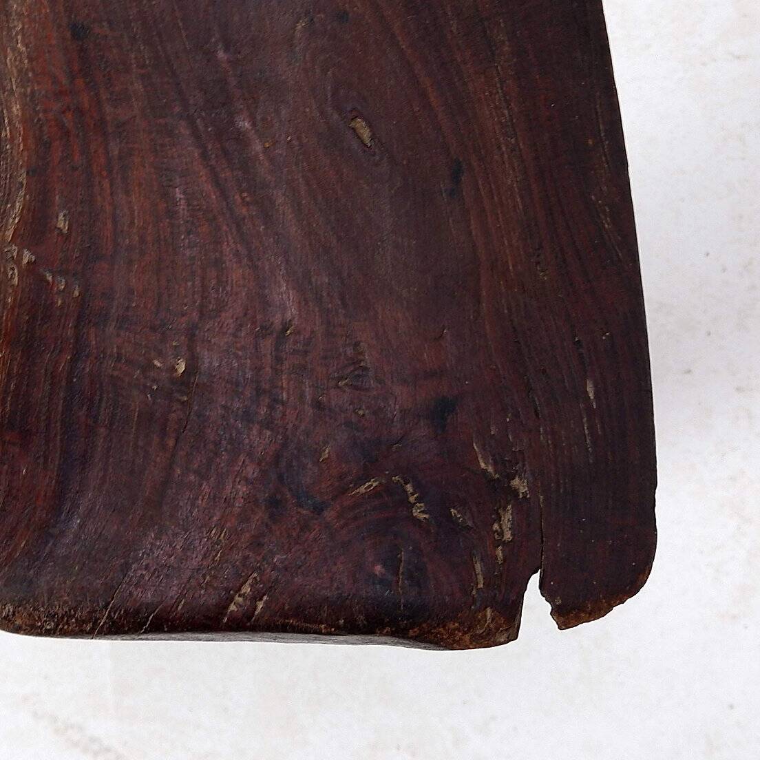 Tabouret tripode en bois du Burkina Faso