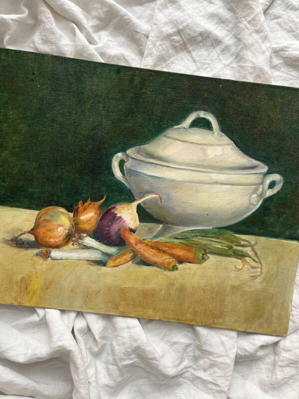 Peinture ancienne sur carton entoilé ''La Soupière'' signée Anne Marie Beiruet