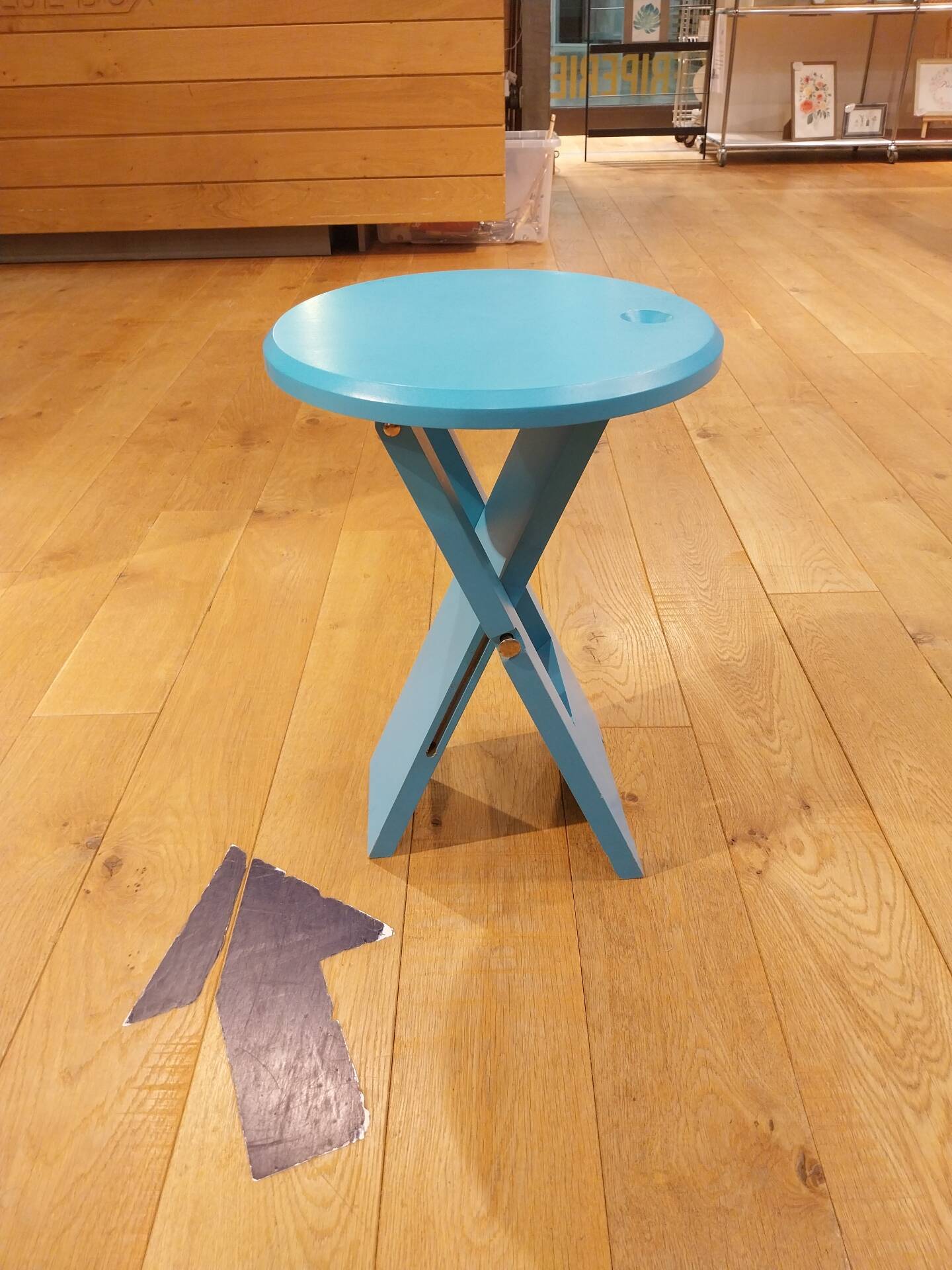 Tabouret attribué à Roger Tallon