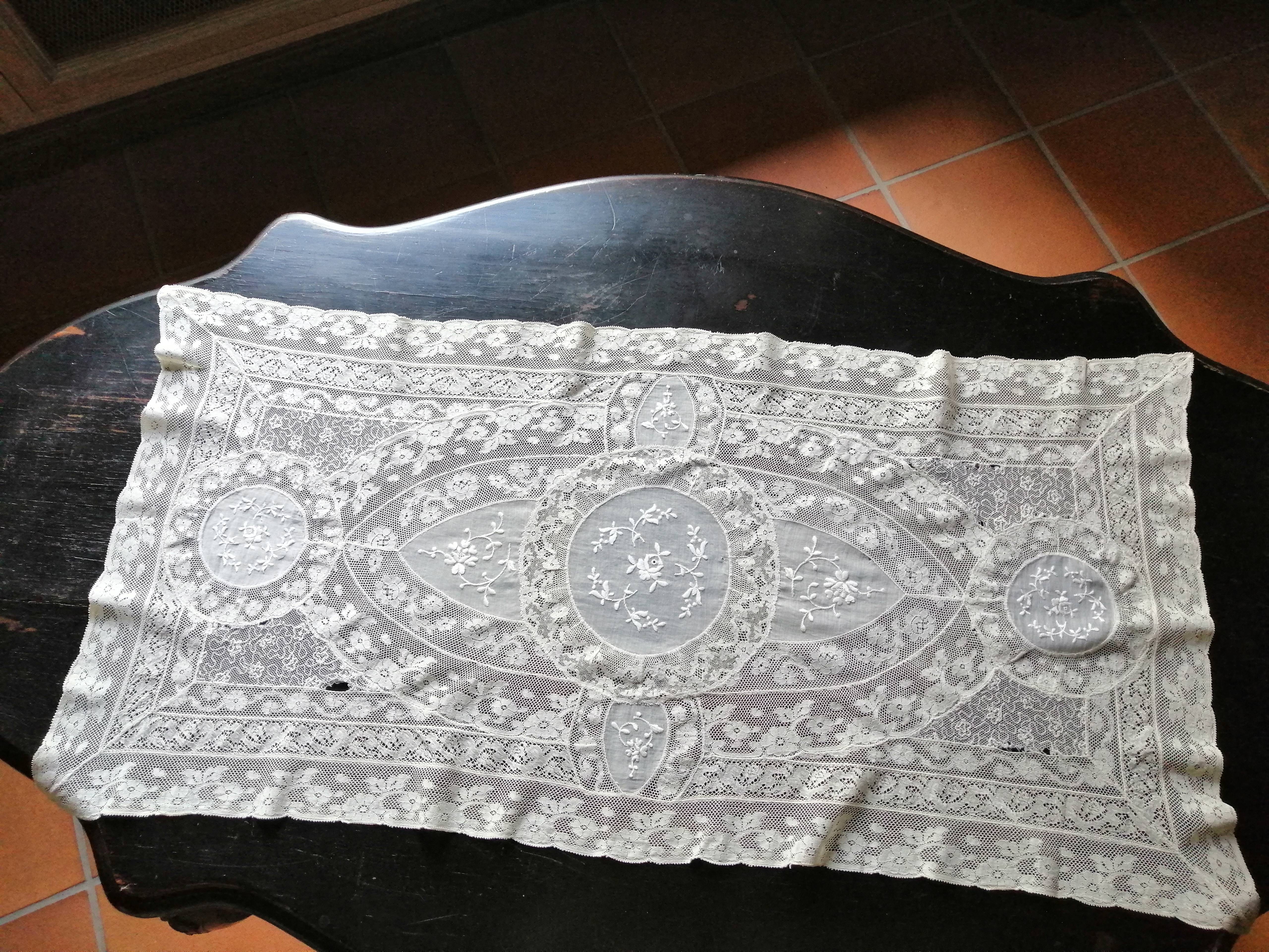 Table runner XIX century