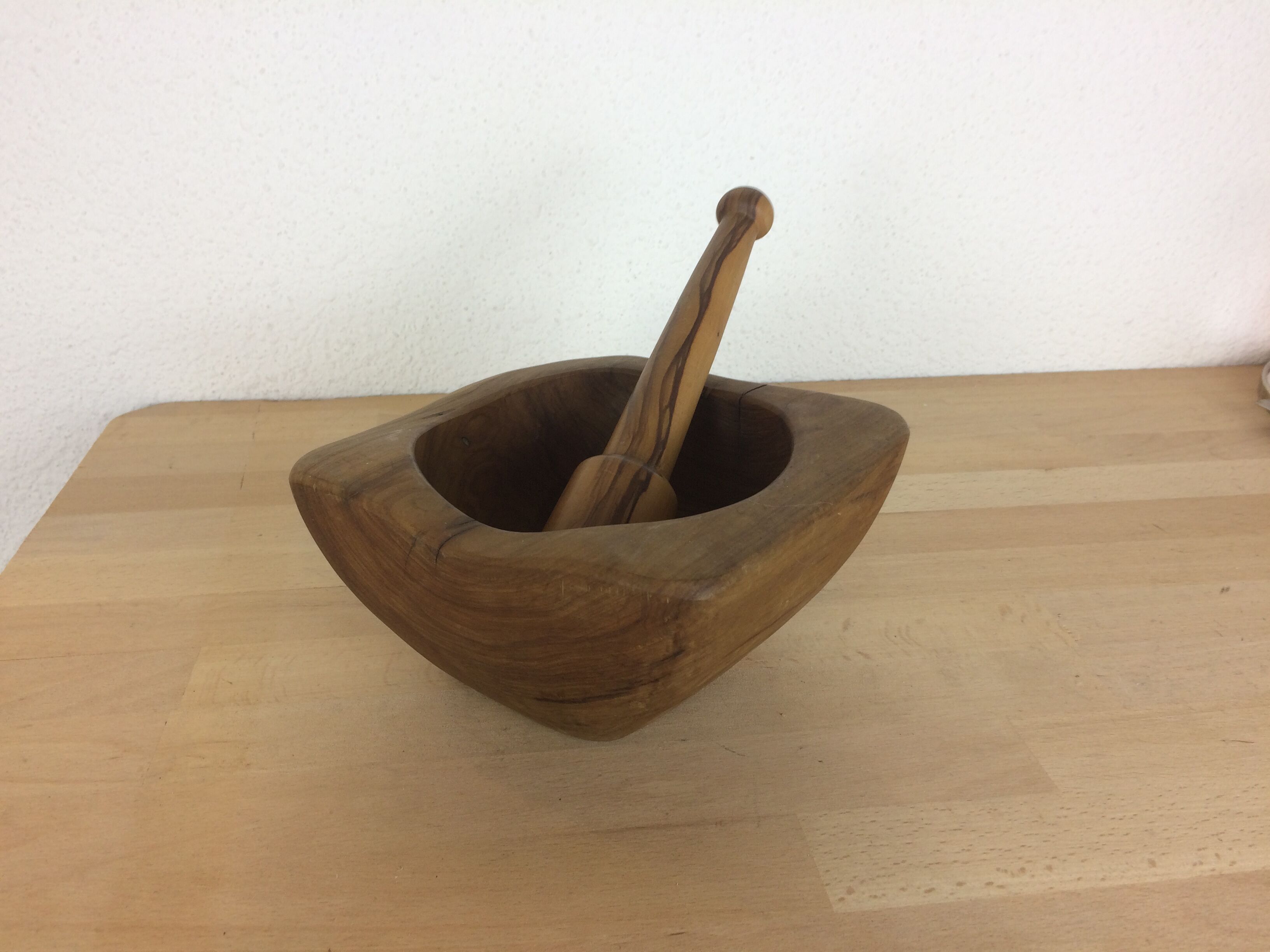 Mortier et pilon en bois d'olivier