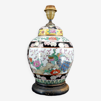 Chinese porcelain lamp decorated with flowers and peacocks, China, Early 20th century