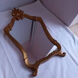 Miroir ancien en bois doré