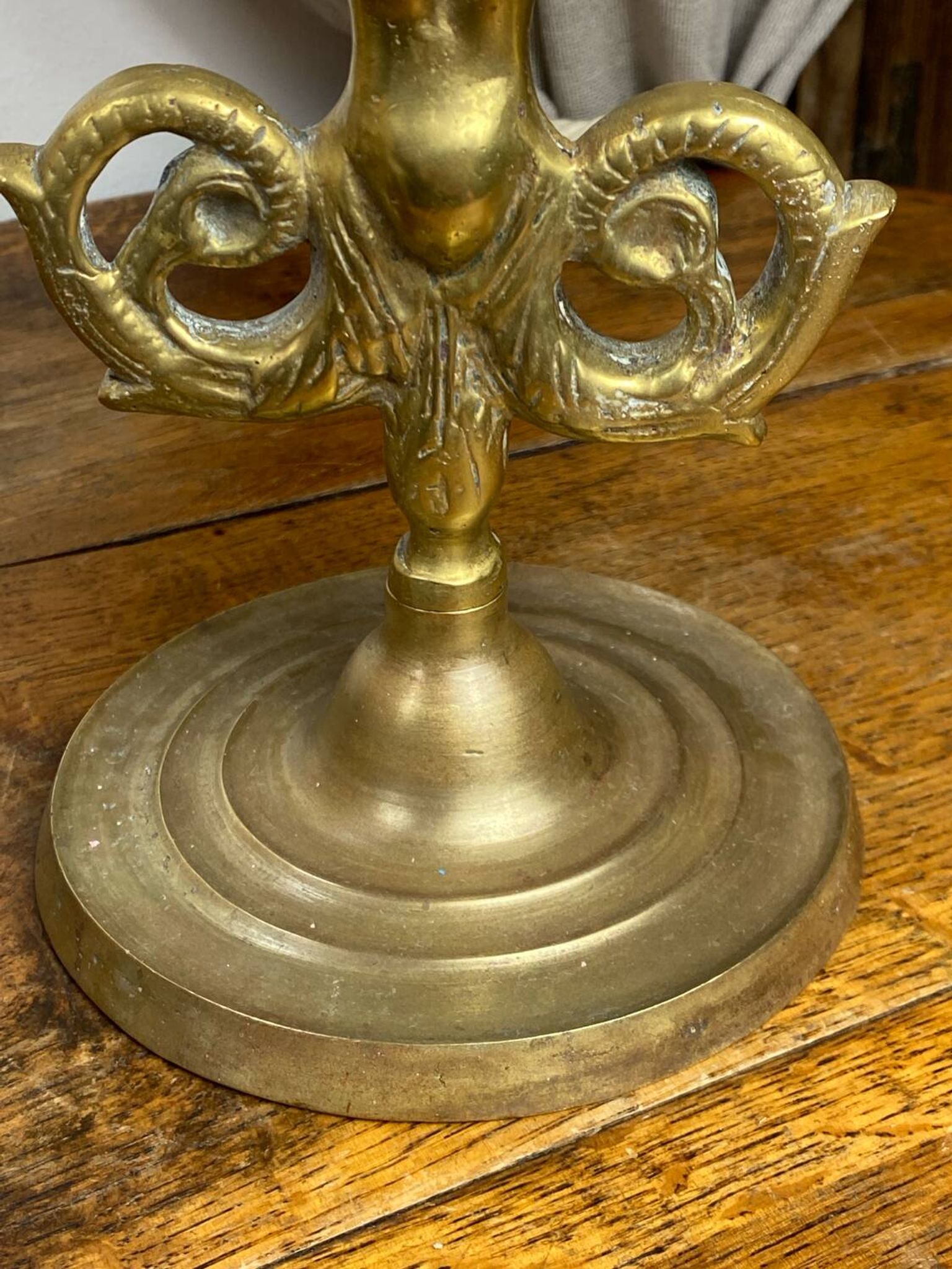 Chandelier, forme sirène, en bronze 