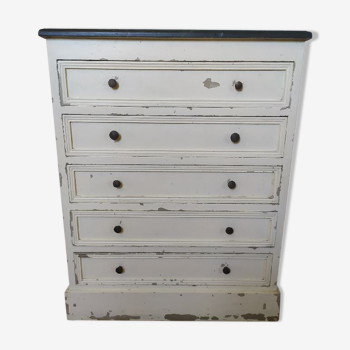 Chest of drawers