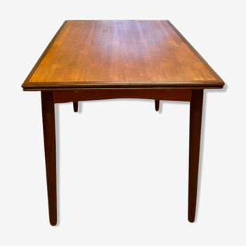 Scandinavian extendable table 1960