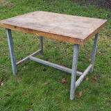 Work table, workshop, log