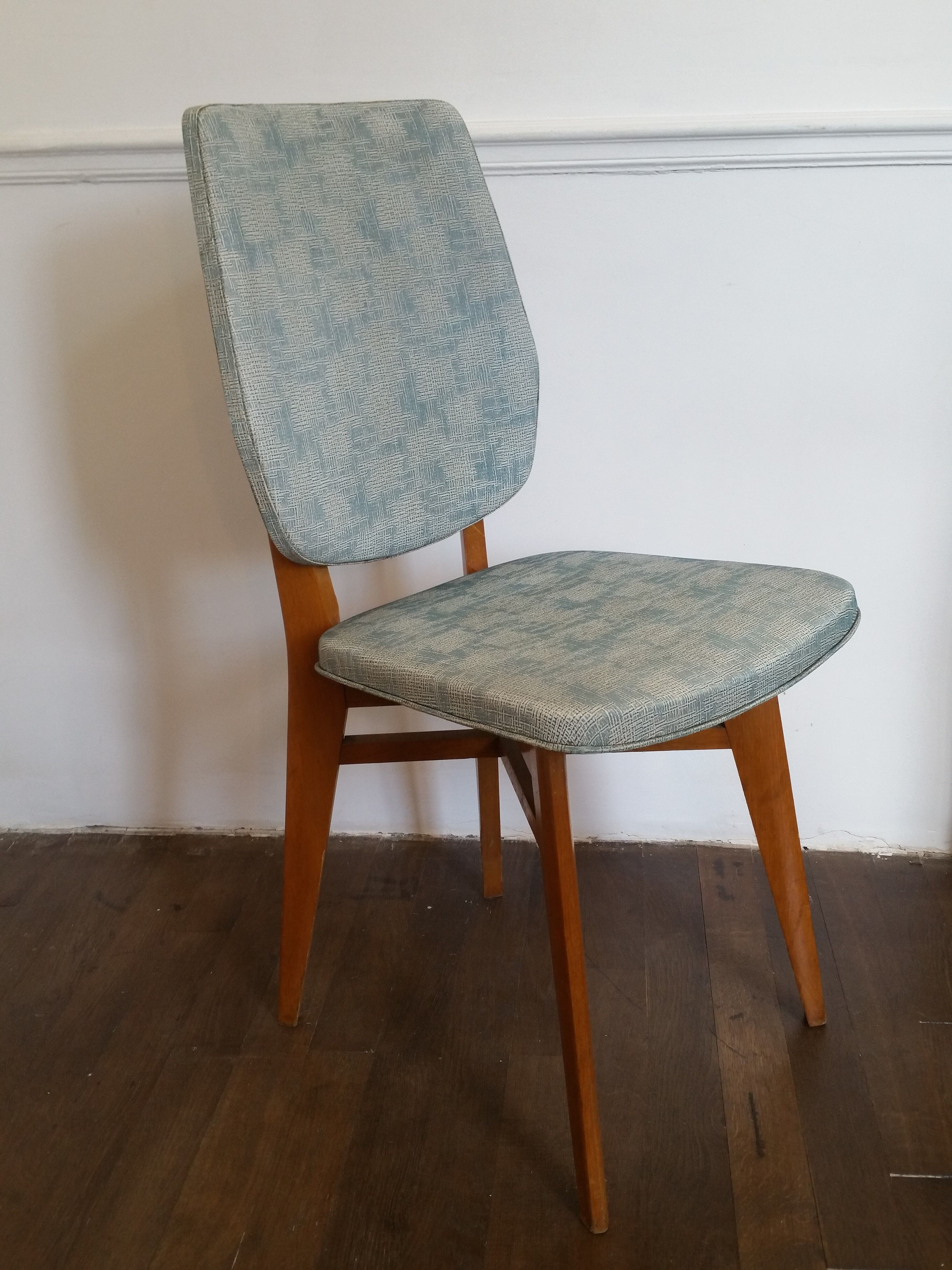 Lot of 6 vintage chairs