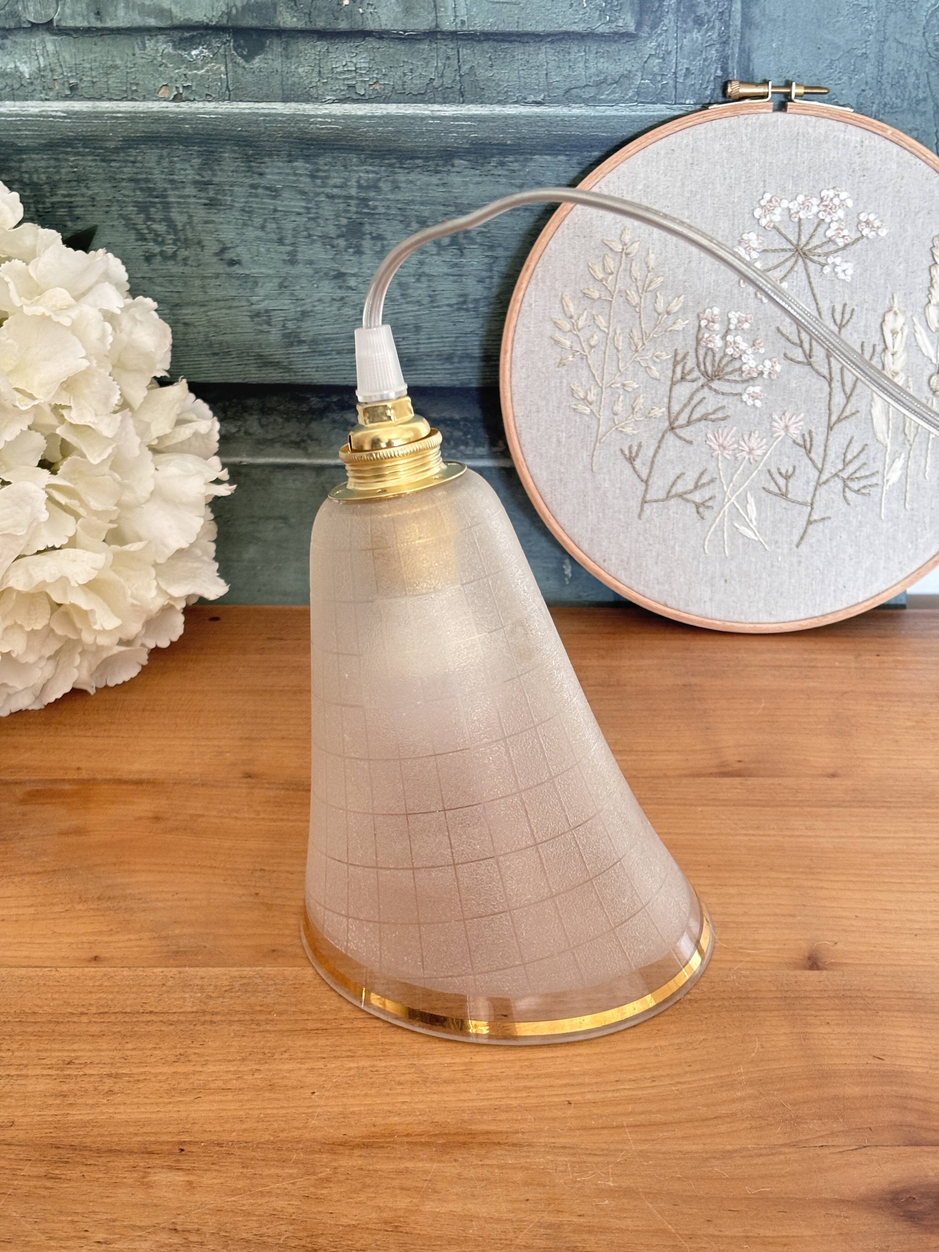 "Clara" portable lamp