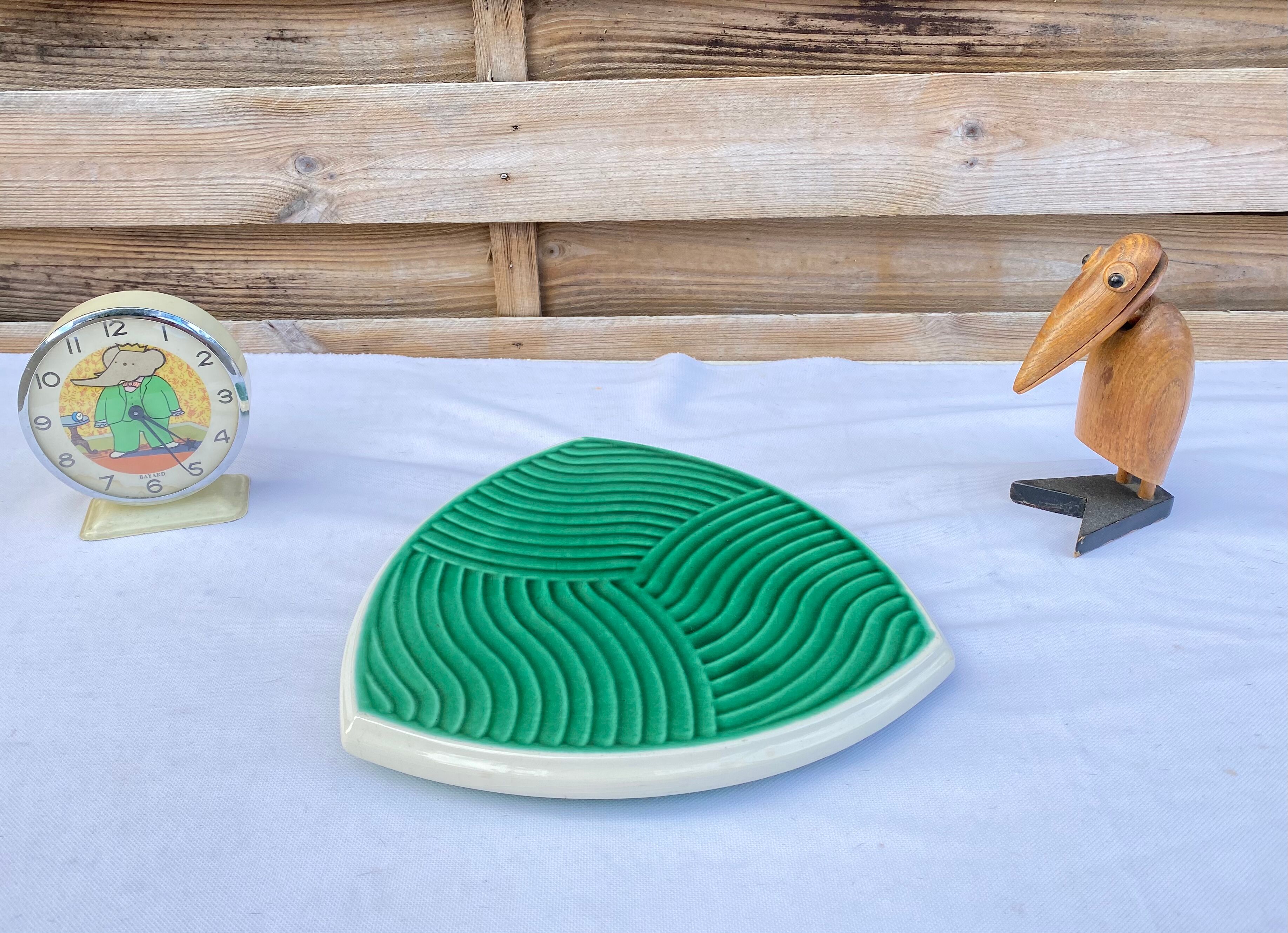 Ceramic table mat of Sarreguemines vintage design 60s