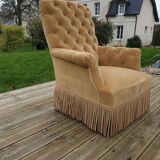 Padded gold toad chair