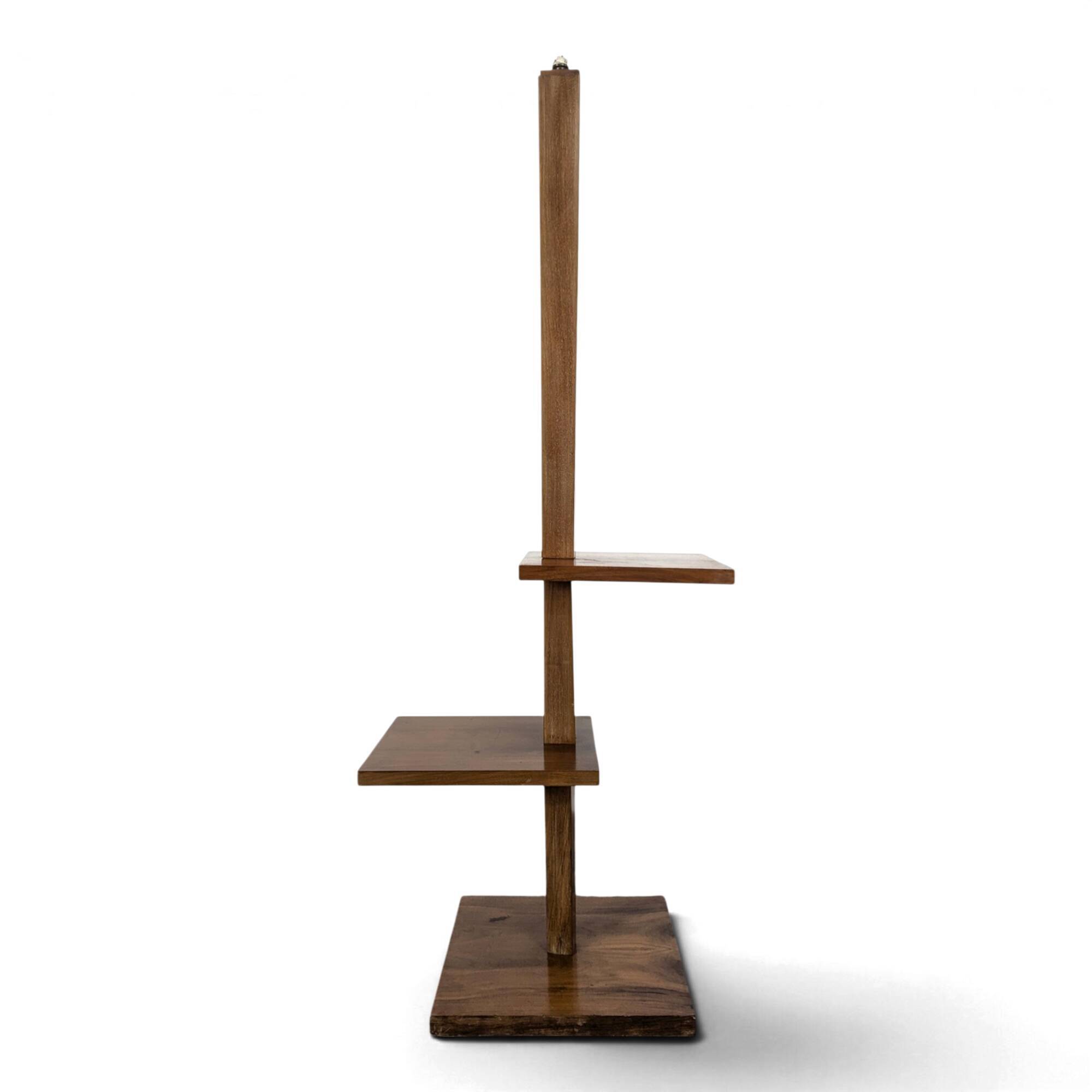 Lampadaire à tablettes moderniste en bois années 50