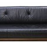 4-seater leather sofa bed
