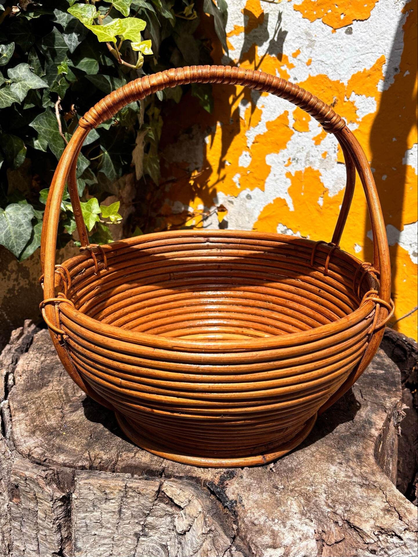 Rare wrapped rattan basket, in the style of Gabriella Crespi / Vivai del Sud.