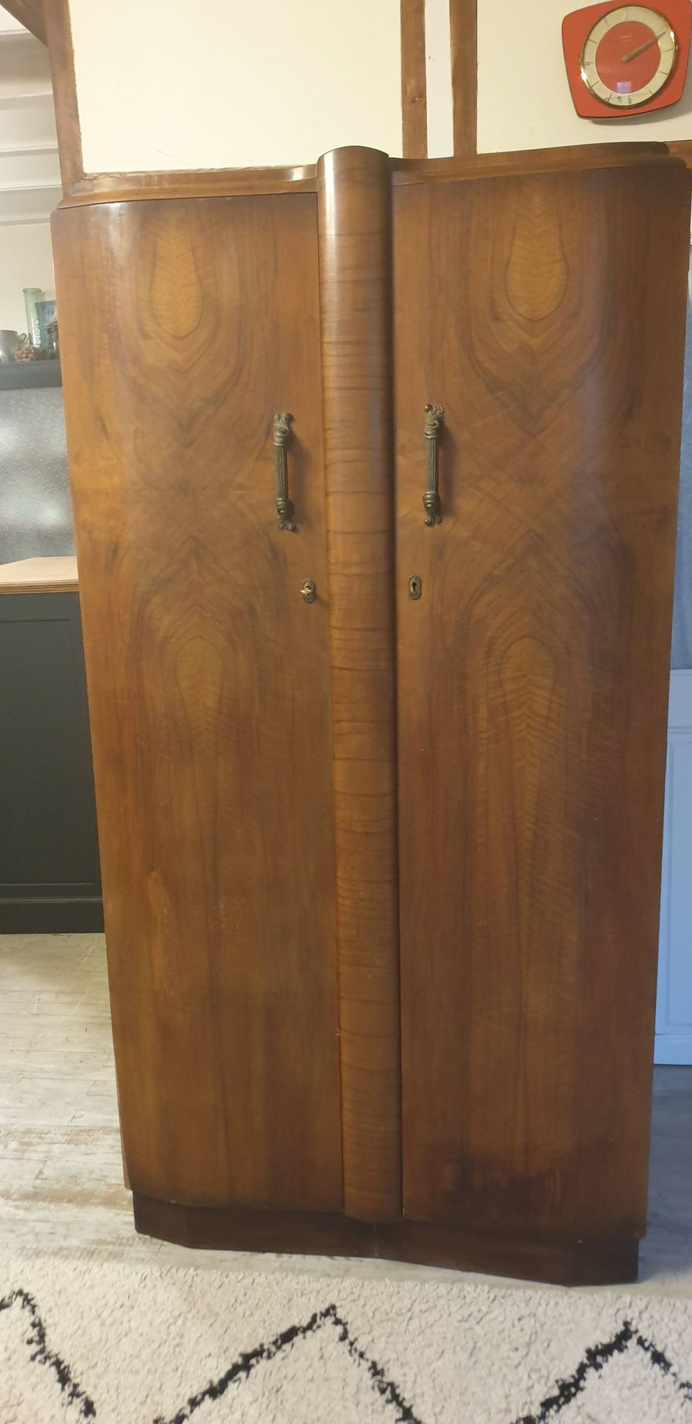 Shrager English Wardrobe