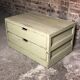 Meuble de rangement table basse en bois et fer vert pastel patiné
