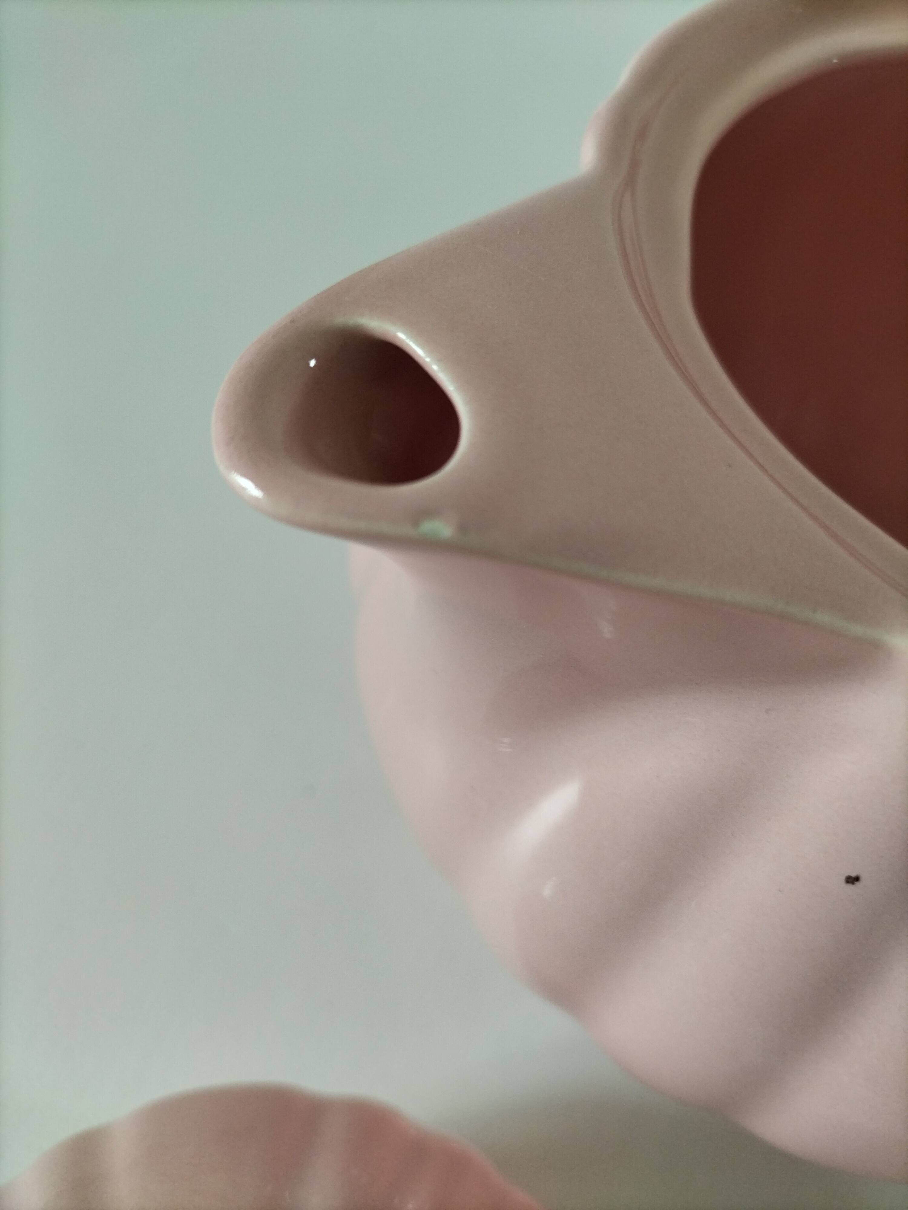 Vintage mid-century ribbed pink powder teapot by Salins.