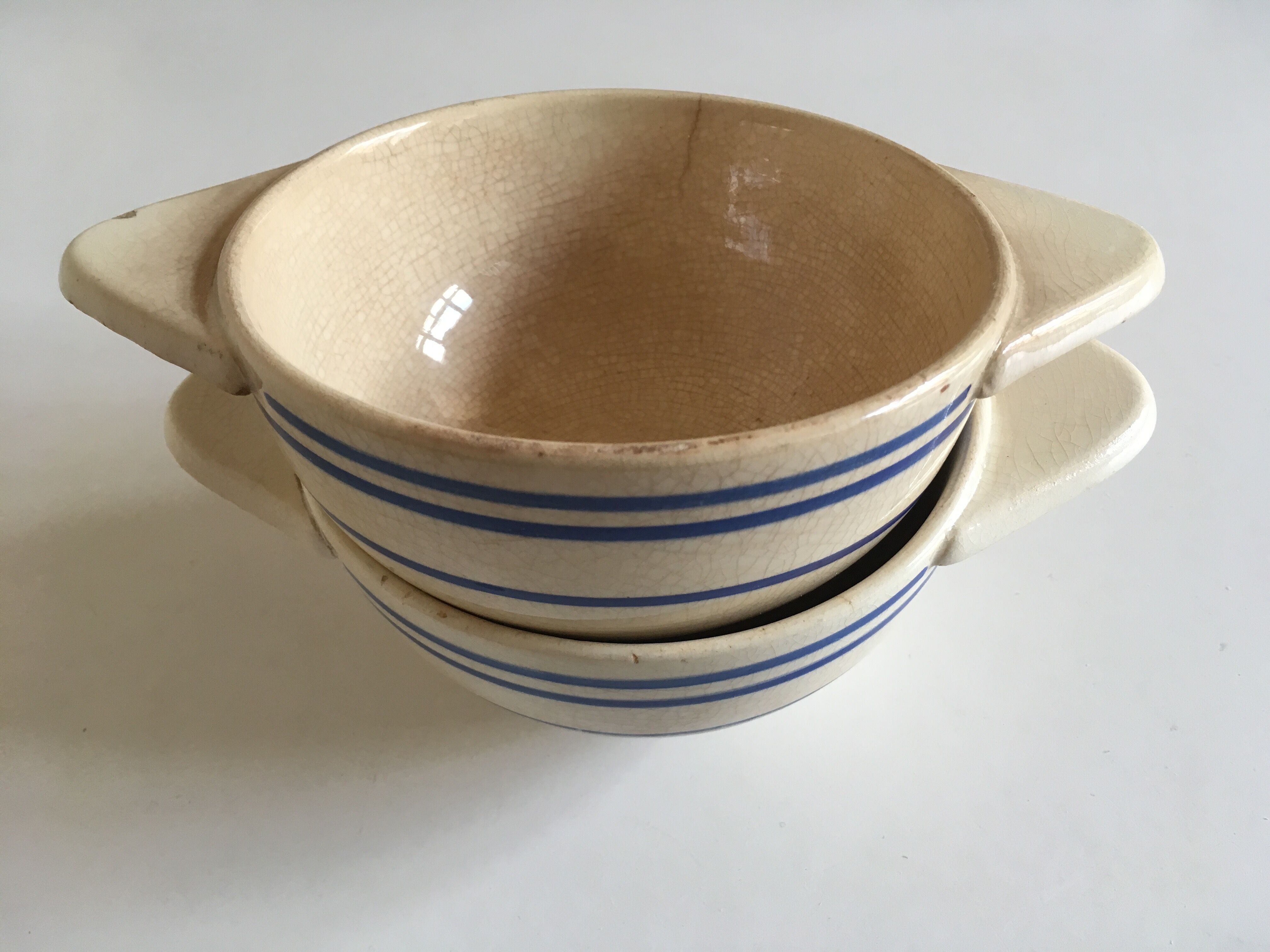 Gien pair of weak bowls 1910