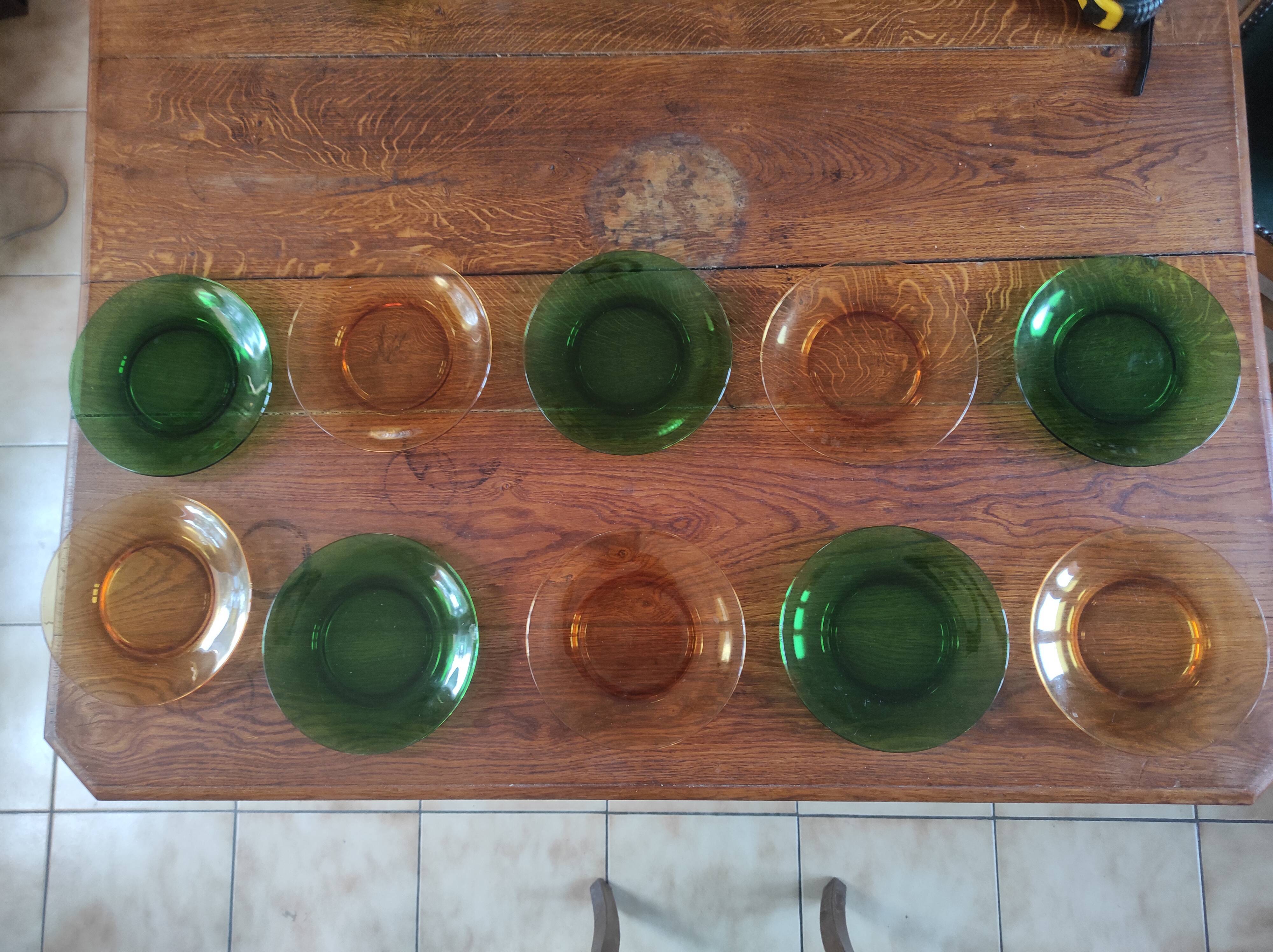 Set of 10 vintage Arcopal glass dessert plates green and orange