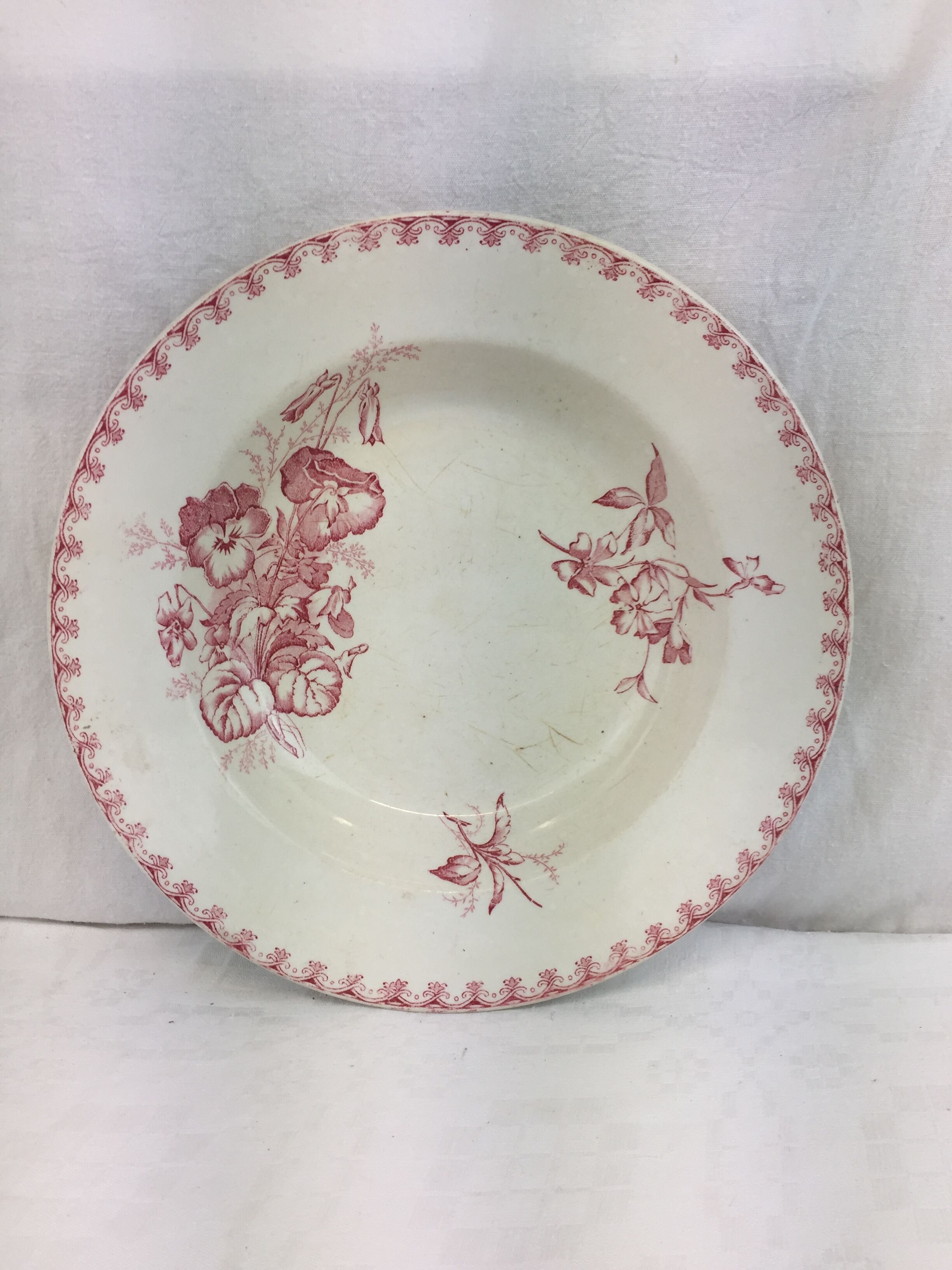 Old Sarreguemines Vega model deep dish