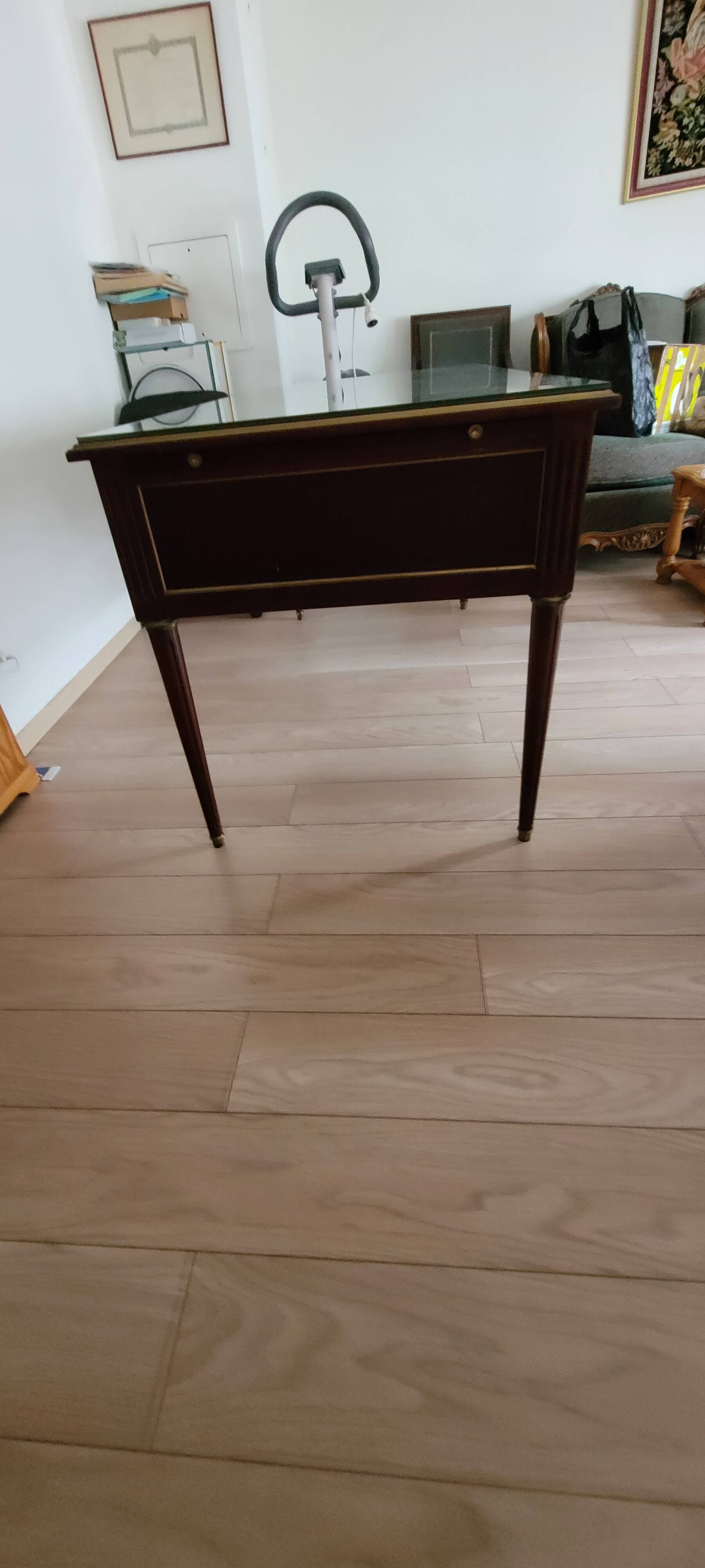 Bureau style notaire bois et cuir