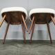 Ensemble de quatre chaises restaurées d'Antonin Suman des années 1960.