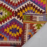 Small Oushak Multicolour Kilim Rug sk 1677