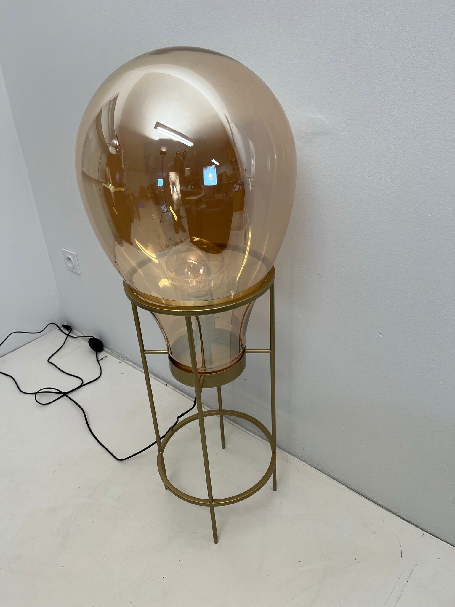 Hot air balloon lamp glass / gold metal