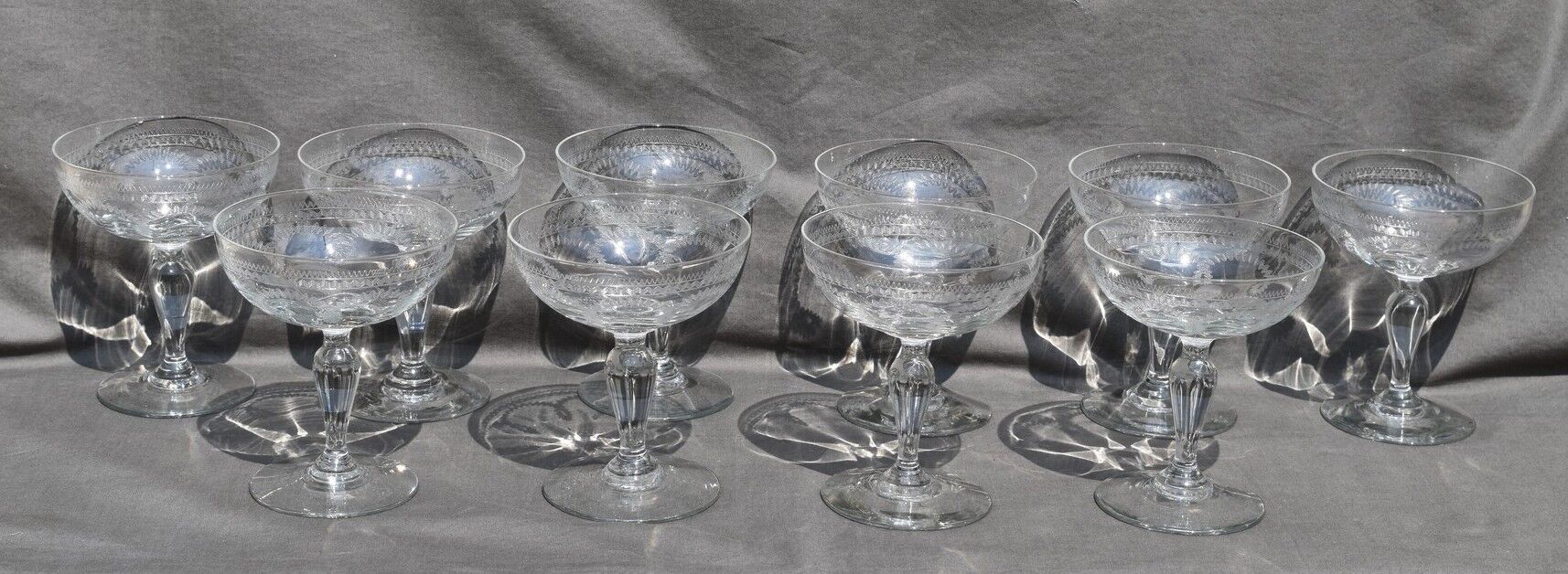 10 glasses of old champagne blown glass engraved Vierzon Thouvenin Portieux