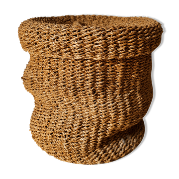 Rope storage basket