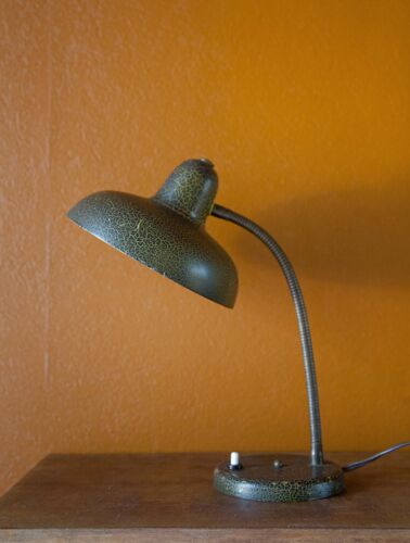Lampe vintage articulé, métal effet craquelé