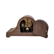 Pendule de cheminée, style art déco, chapeau de Napoléon, Allemagne, années 1930.