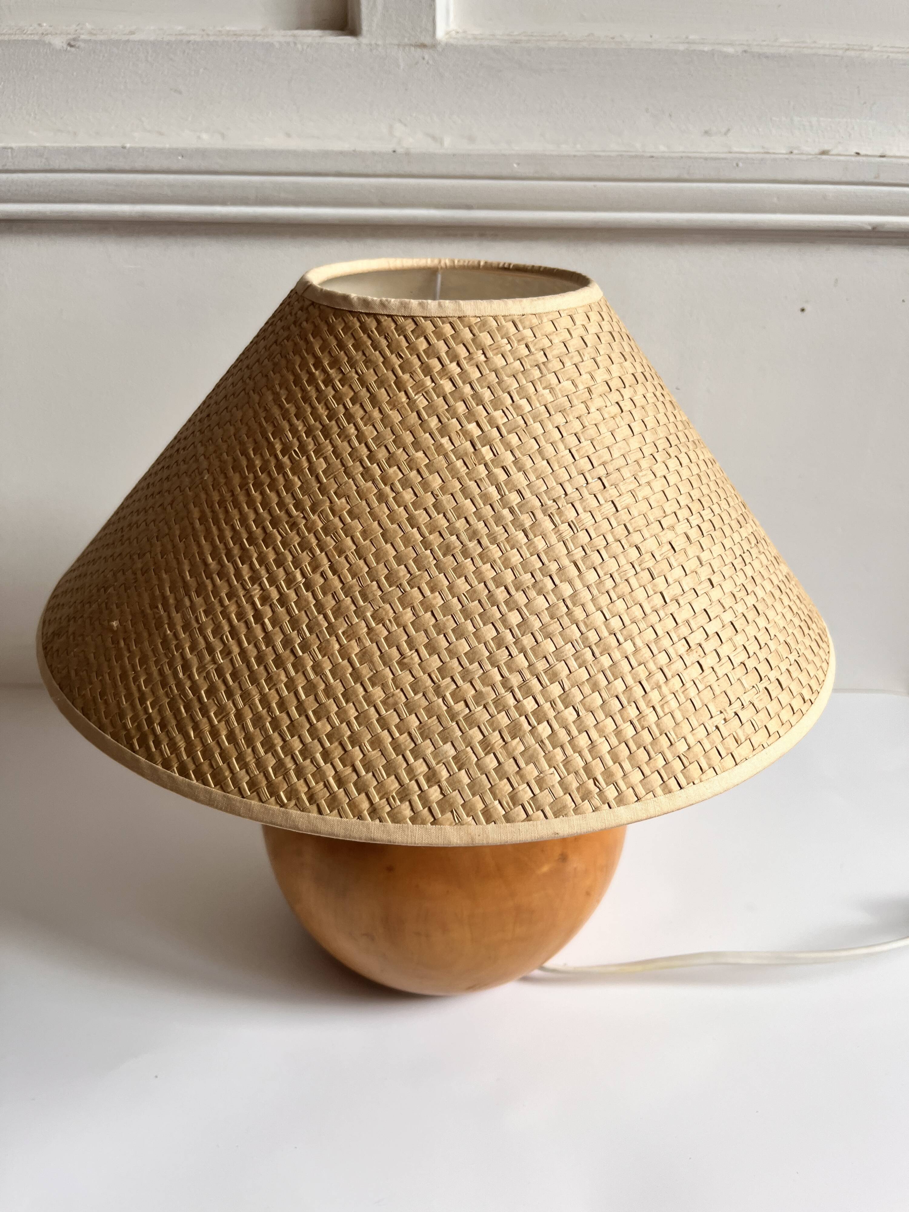 Lampe de chevet en bois