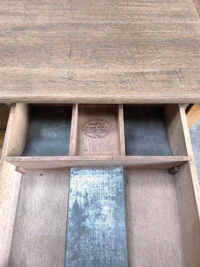Comptoir vitré meuble de metier