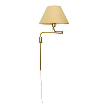 1970s Brass Lesan Wall Lamp by Florian Schulz