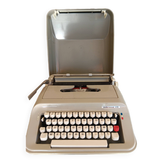 Machine à écrire Underwood 319 Design Mario Bellini Olivetti