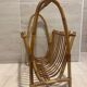 Porte-revues en rotin vintage