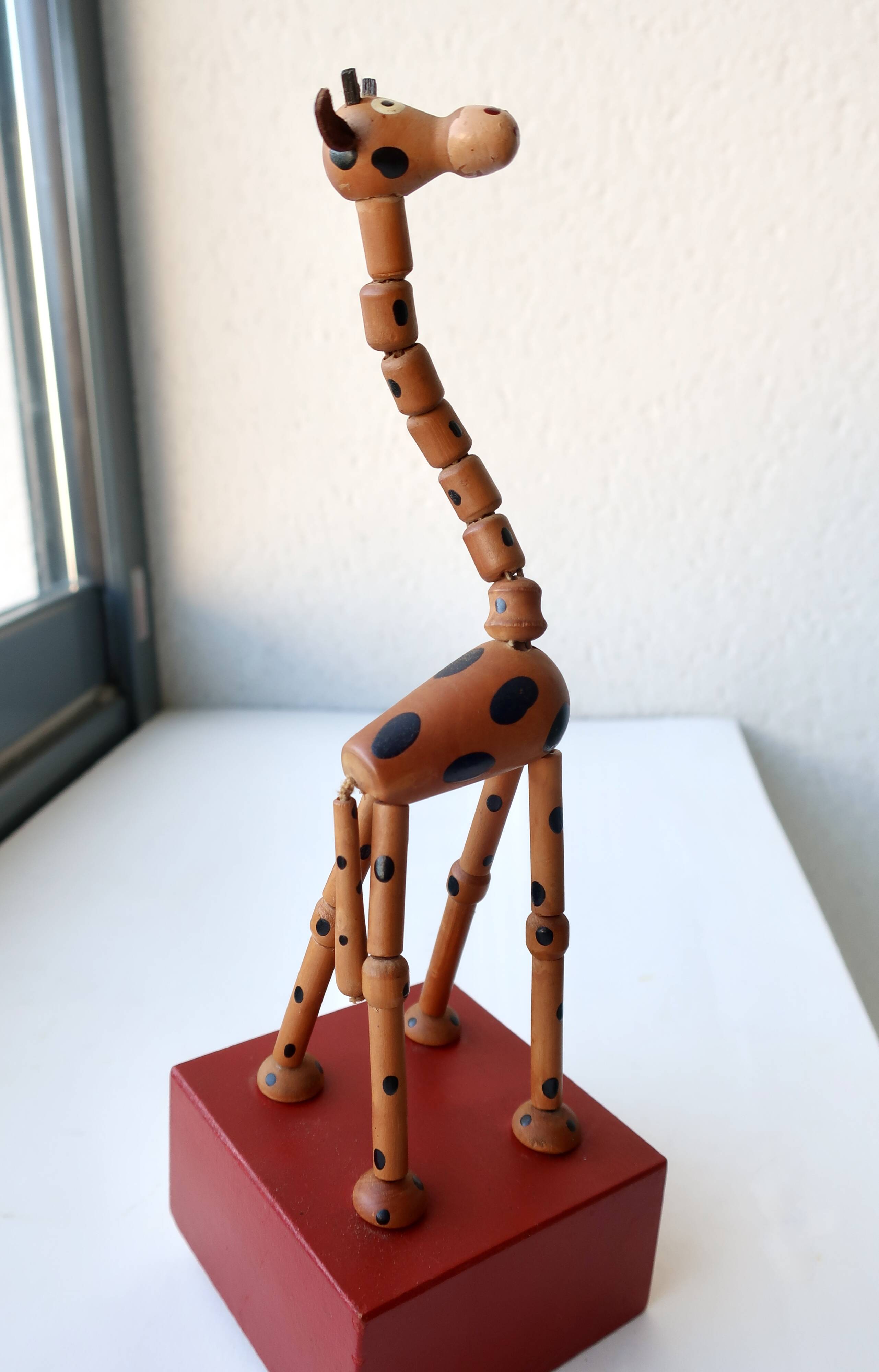 Rare and authentic Wakouwa Vintage, Giraffe model, 1950s