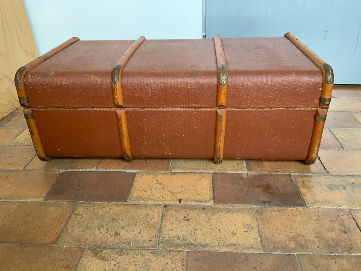 Travel trunk
