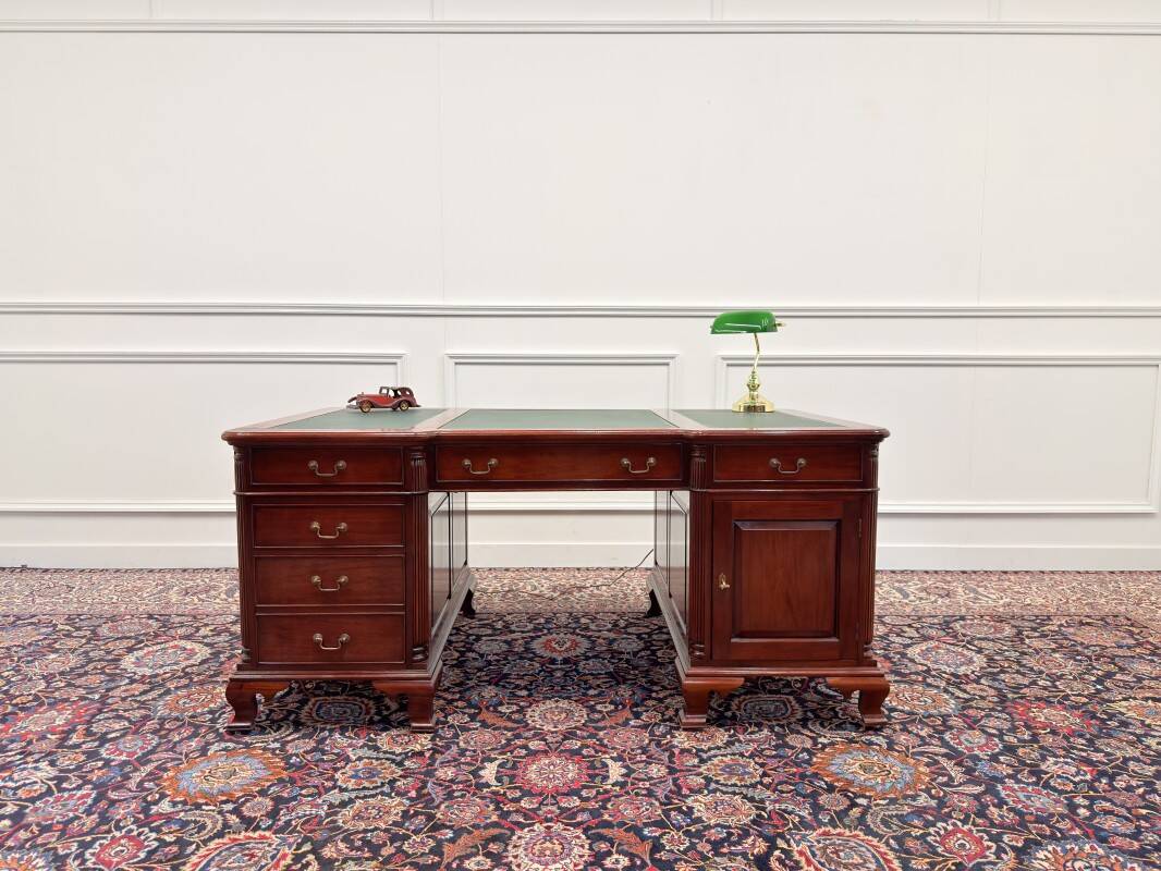Classic English Chesterfield Partnerdesk Desk