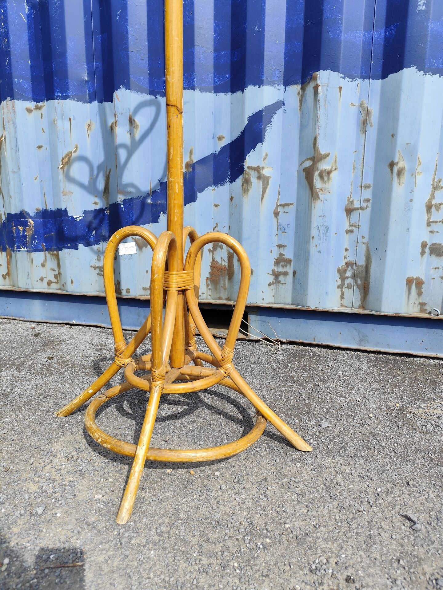 Poet coat rattan