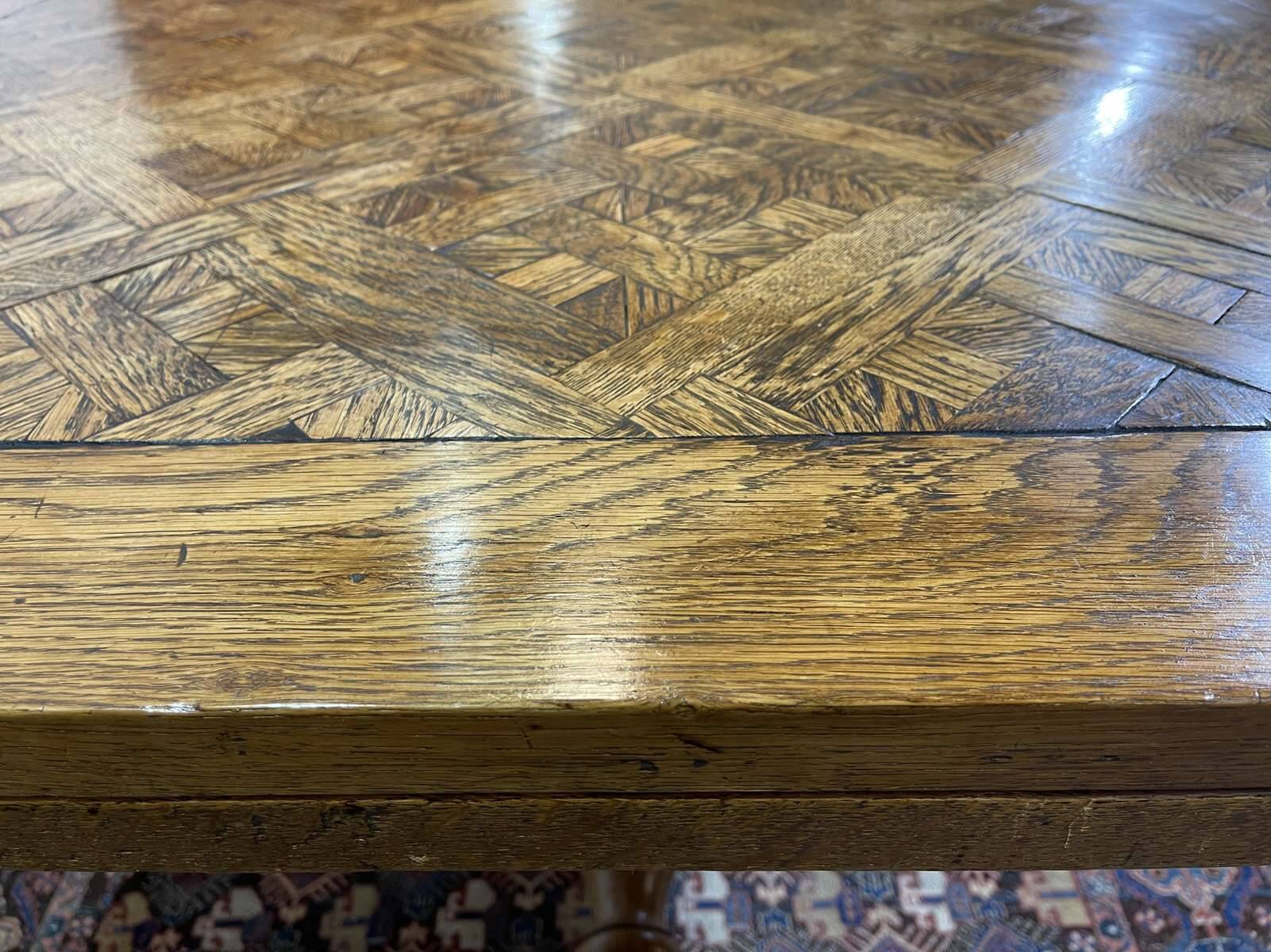 Table de château extensible en chêne des années 1930