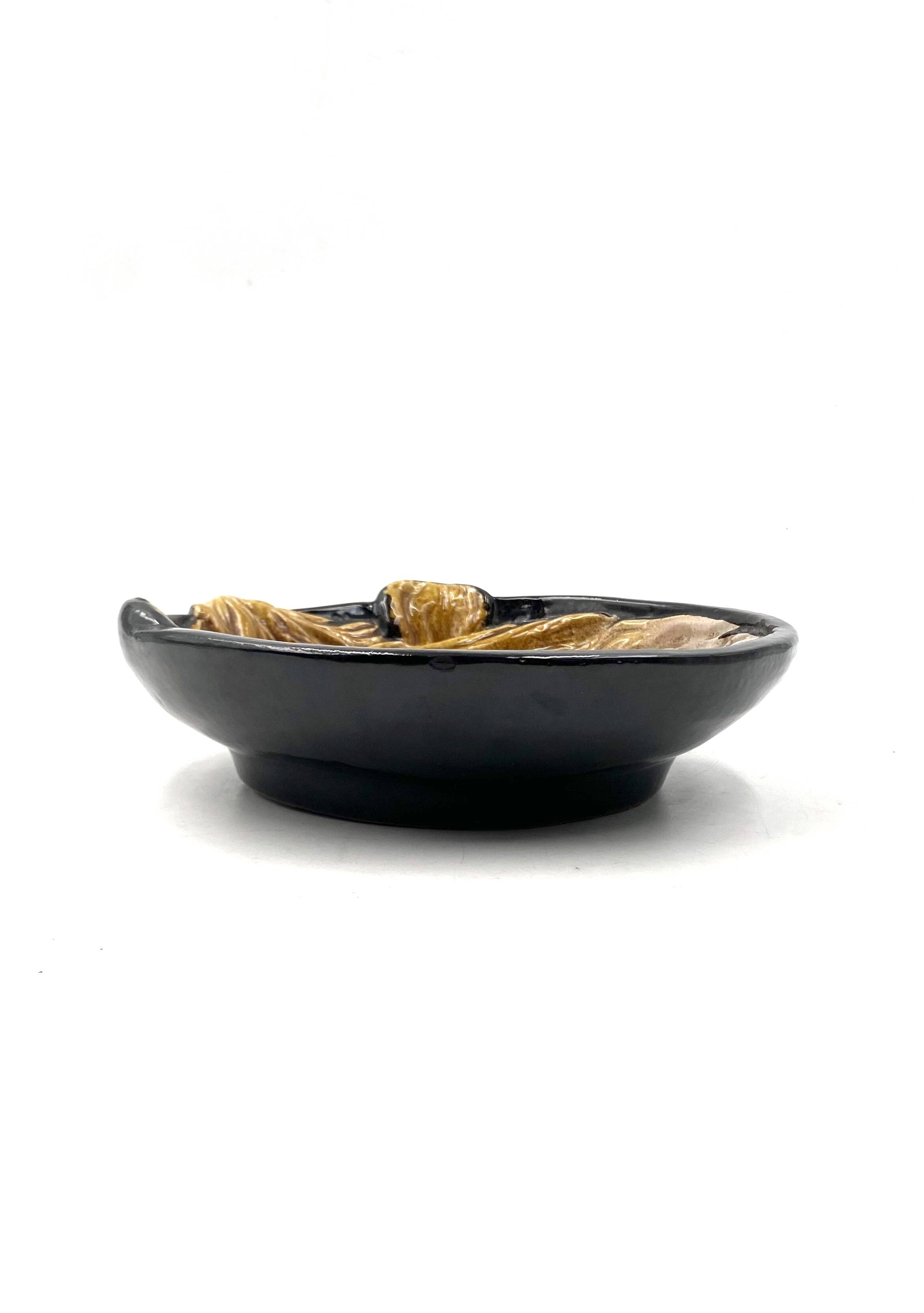 Mid-century lion ceramic plate / vide poche, Italy 1970s