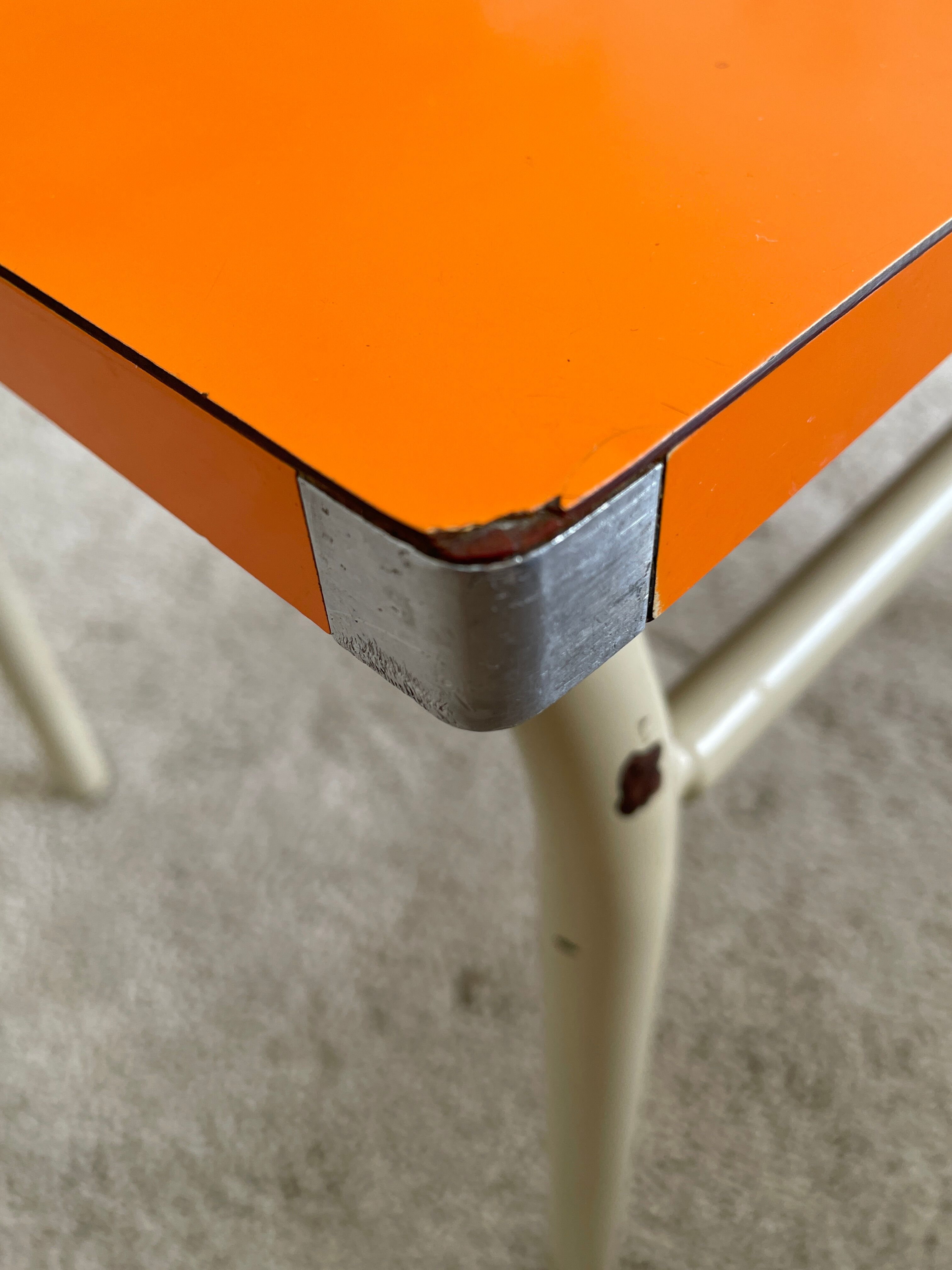 Small children's table in formica orange