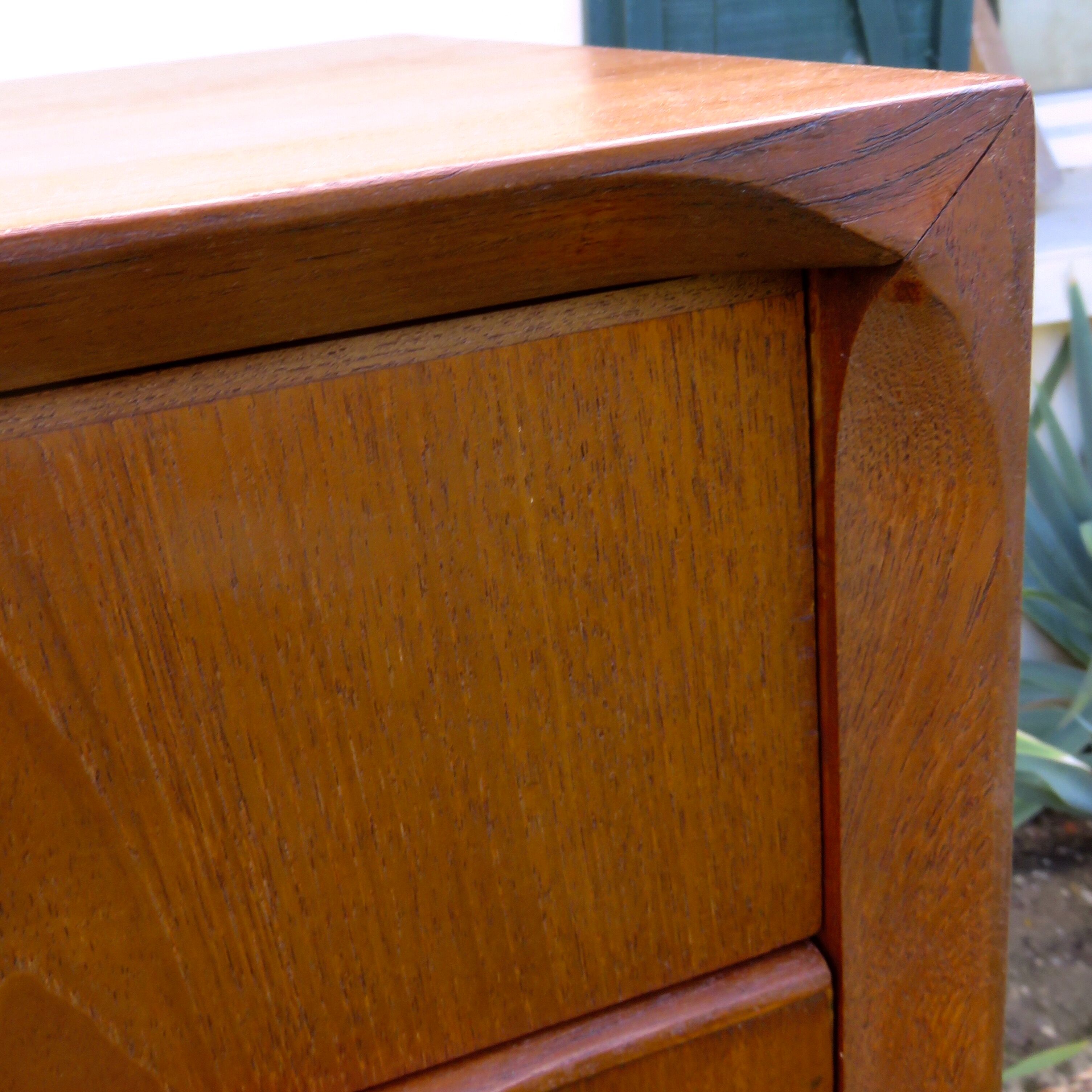 Large ceiling chipe with 6 teak drawers. Denmark 1960