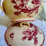 Earthenware tureen of Gien decoration Cactus