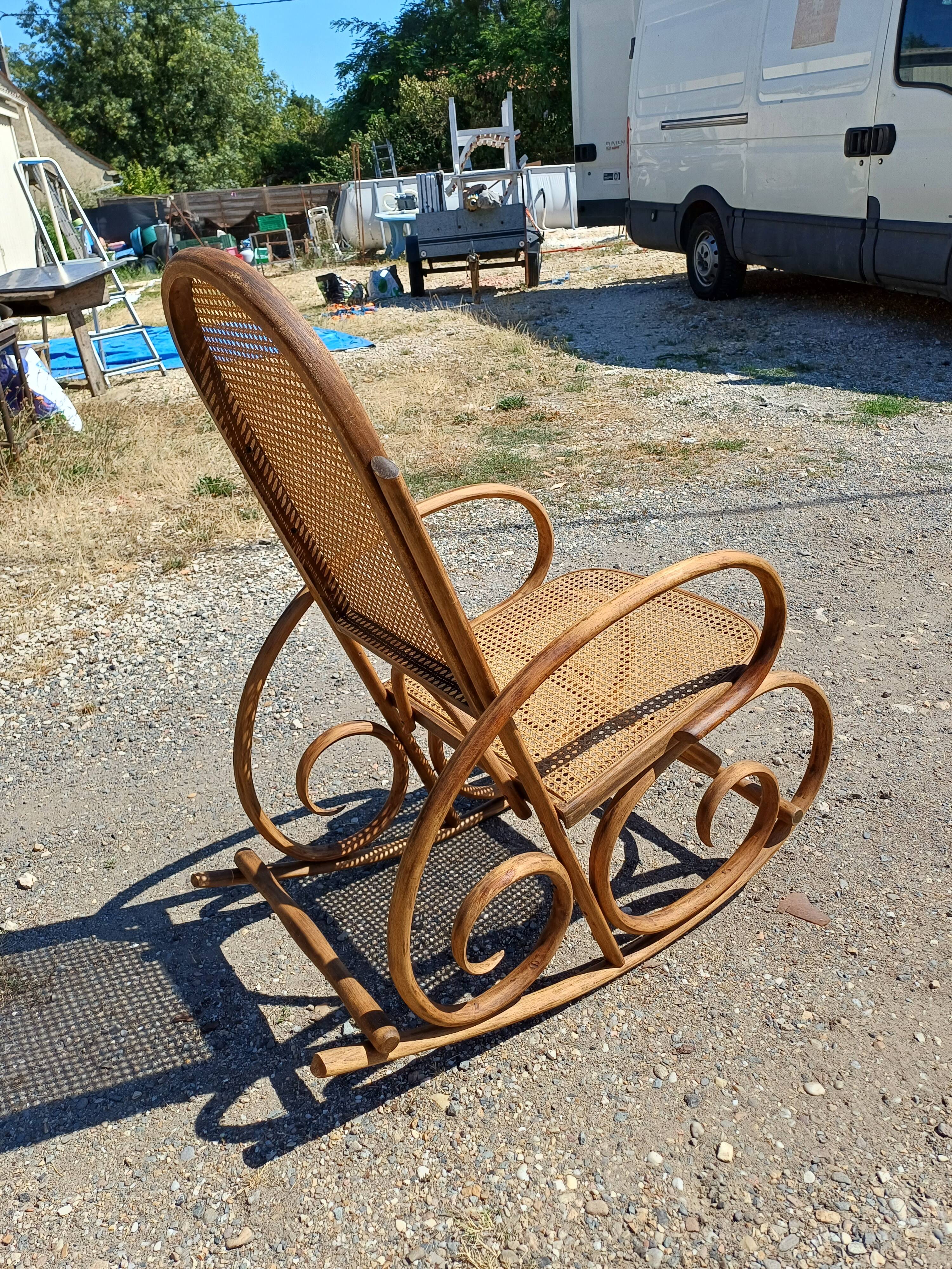 Rocking Chair Thonet 1930