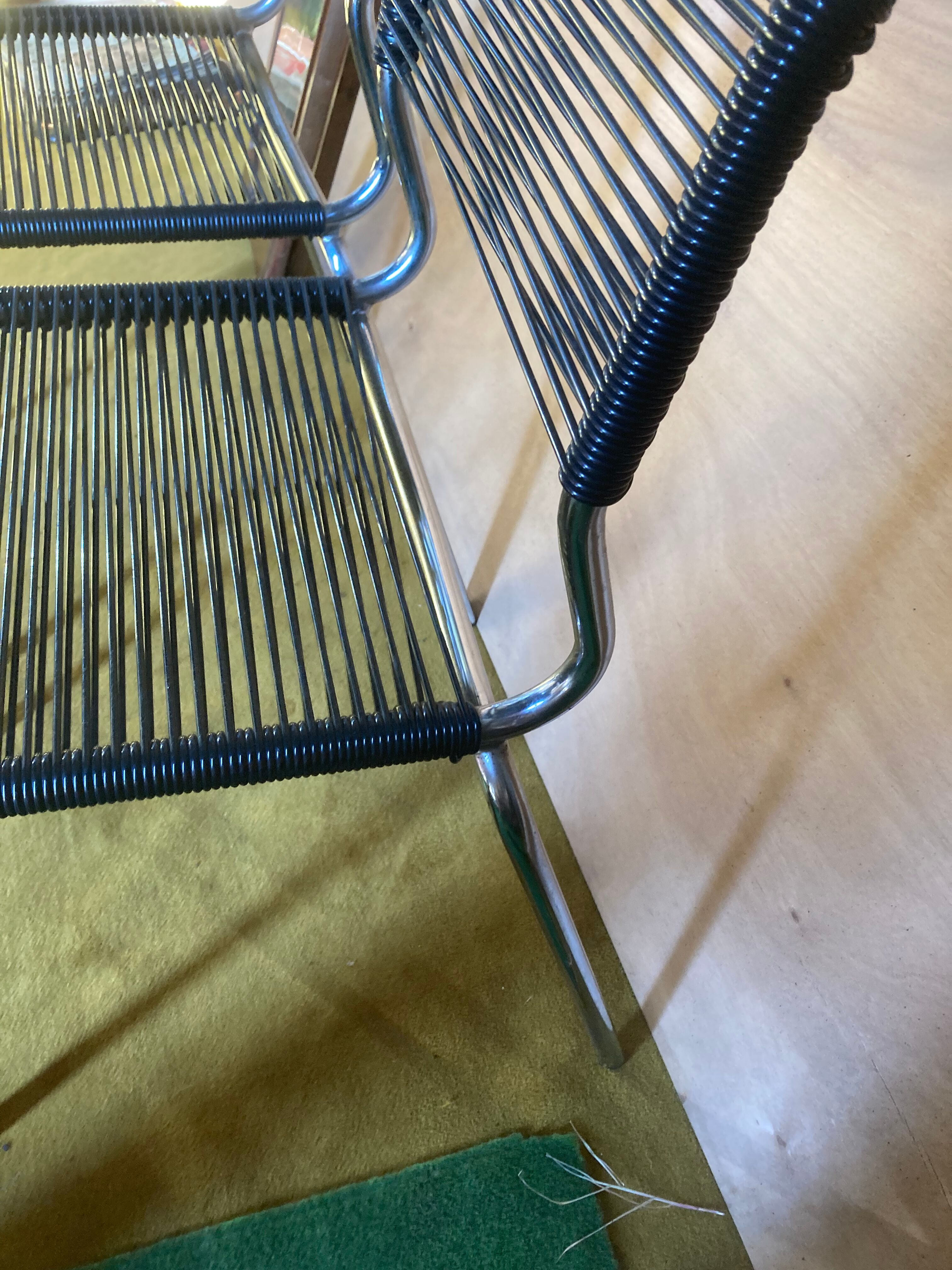 Paire de chaises scoubidou