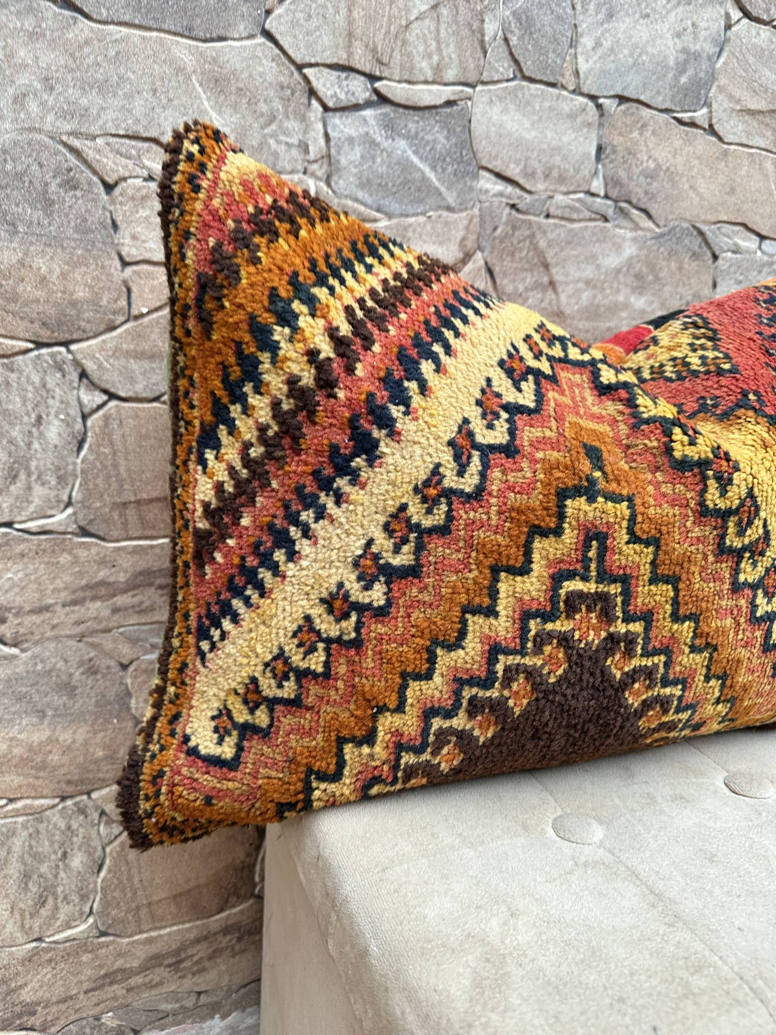 Housse de coussin Kilim berbère vintage : Coussin en laine marocaine