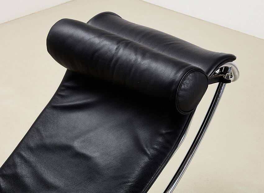 Le Corbusier & Charlotte Perriand LC4 Chaise Longue for Cassina 1928/1990s